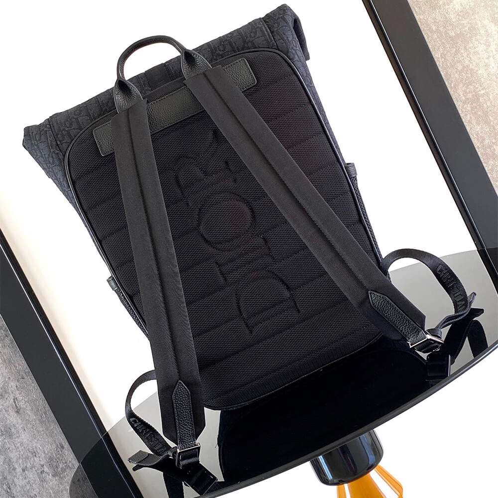 D*or 8 roll top backpack